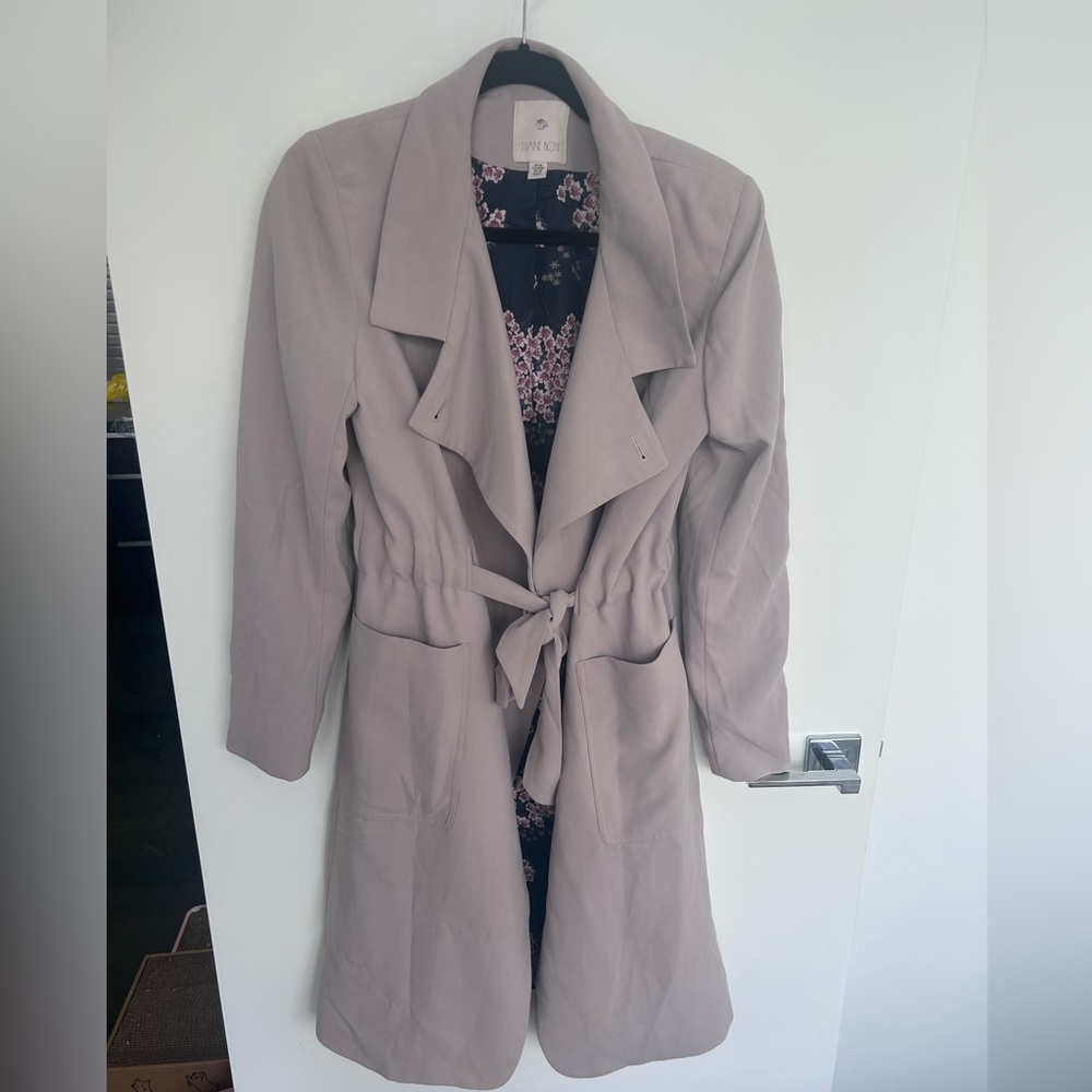 Eliane Rose Women's Tan Trench Coat Medium